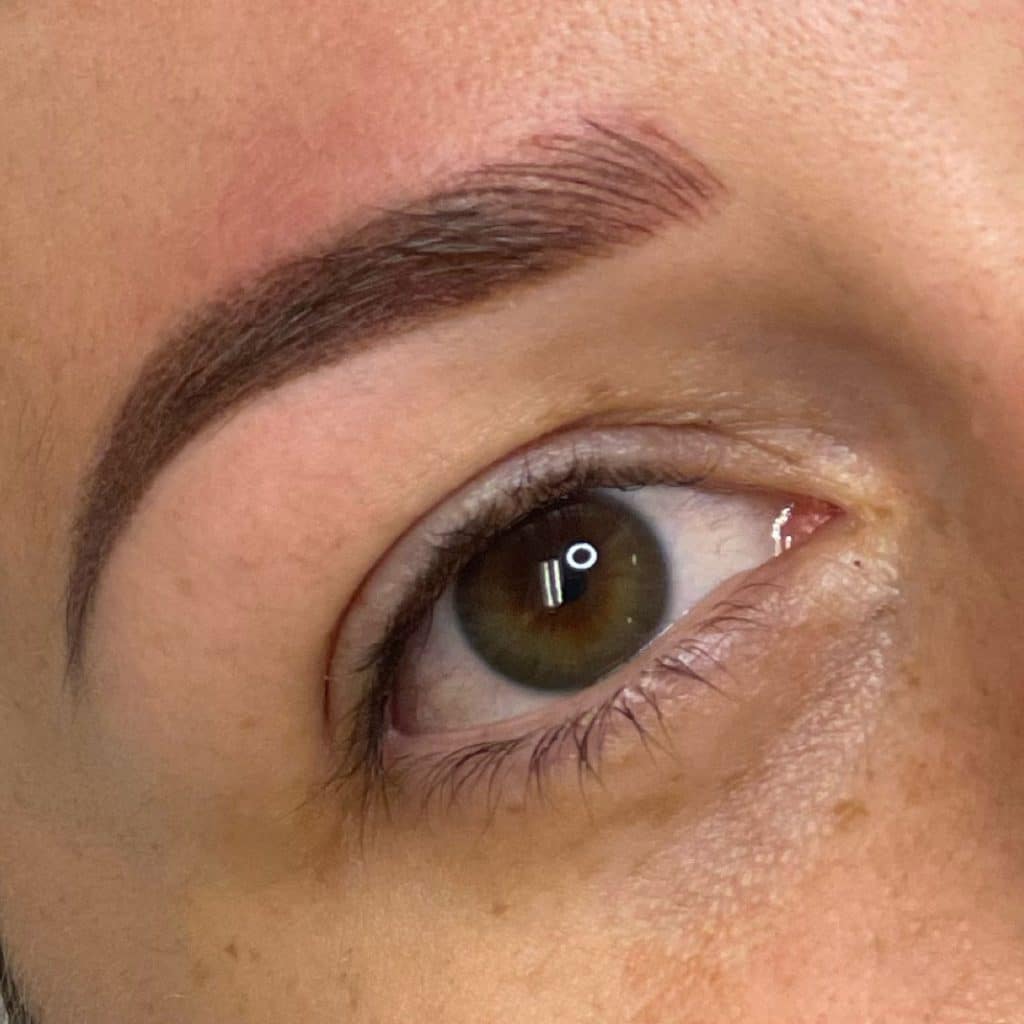 Mircoblading Verses SemiPermanent Eyebrow Tattooing